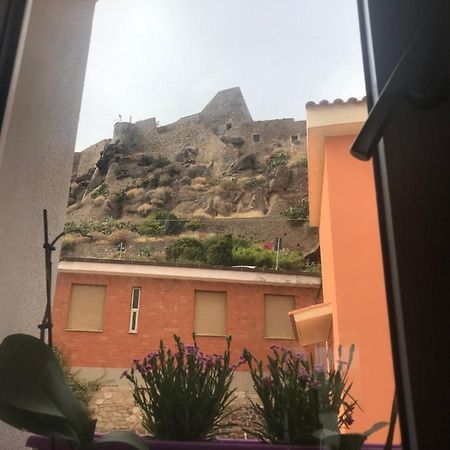 Bella'S House Apartment Castelsardo Ngoại thất bức ảnh