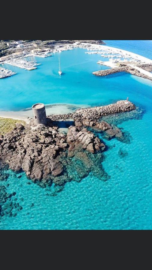 Bella'S House Apartment Castelsardo Ngoại thất bức ảnh